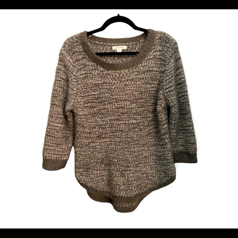 Womens John Paul Richard hi low popcorn sweater in two toned gray. 3/4” sleeves